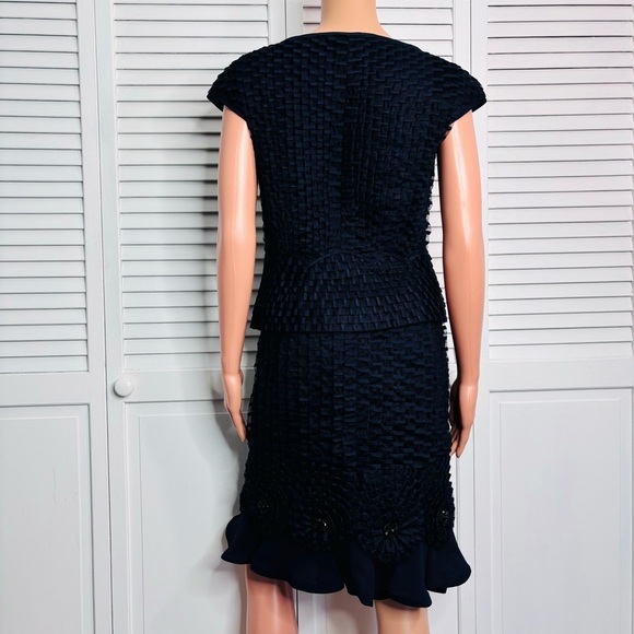 ESCADA Navy Blue Textured Two Piece Size 4 - Picture 9 of 10